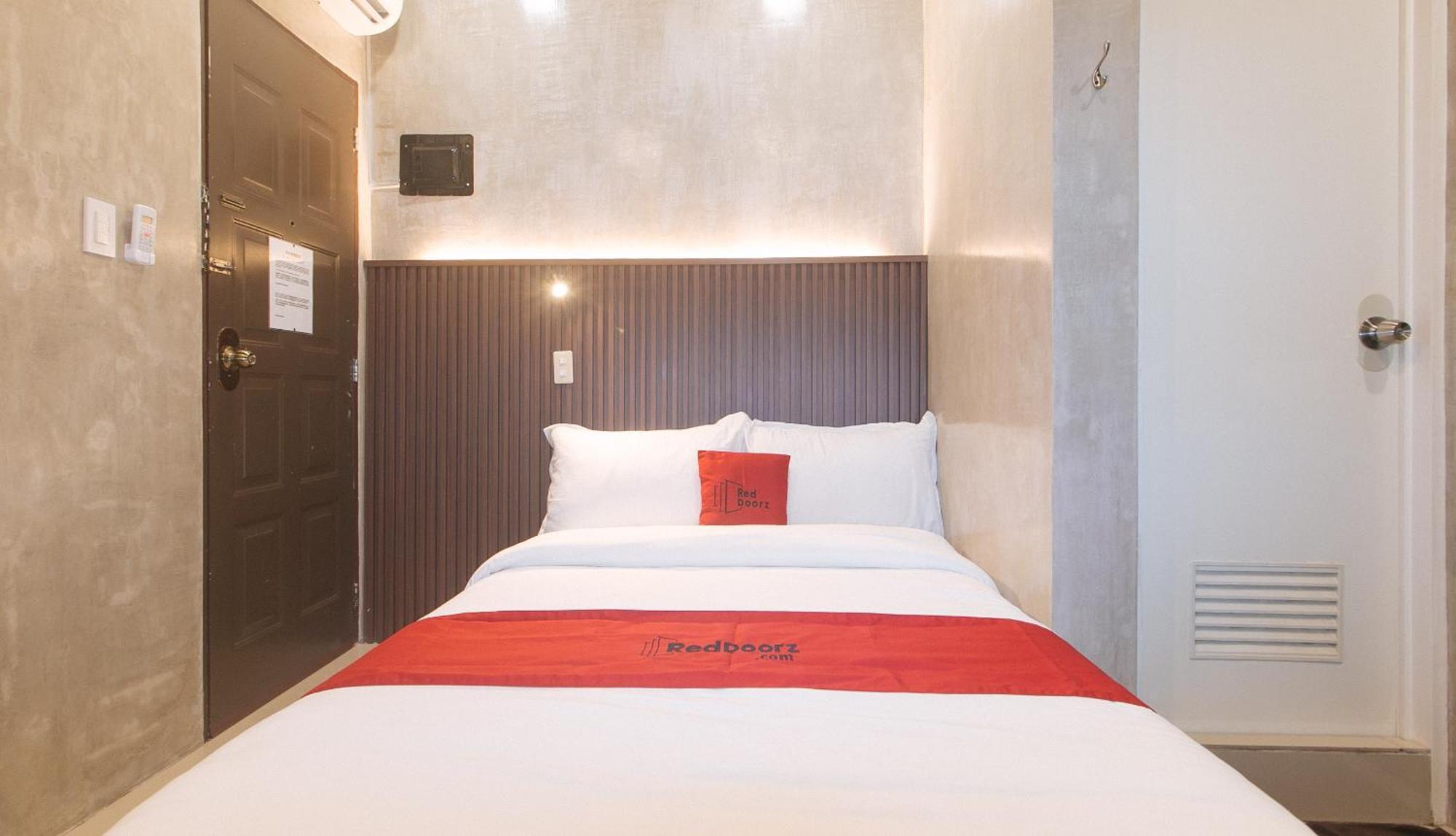 Reddoorz At Mbb Room Naia 2 Paranaque City Екстер'єр фото